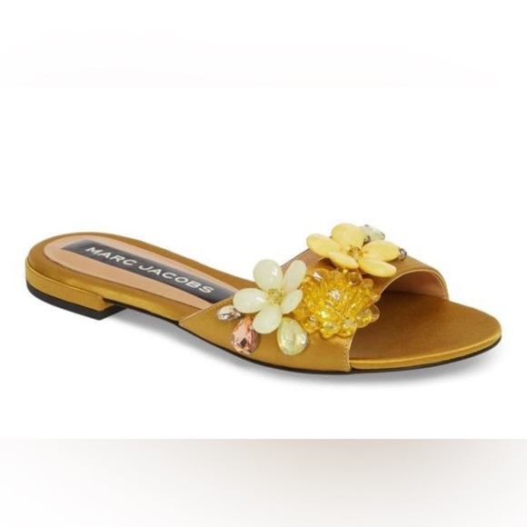 NWOB Marc Jacob's Clara Embellished Slide in Gold Size 36.5 (US Size 6) - Picture 3 of 8